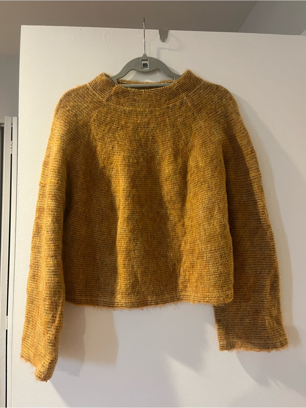 Uniqlo Women's Crewneck Sweater in Mustard